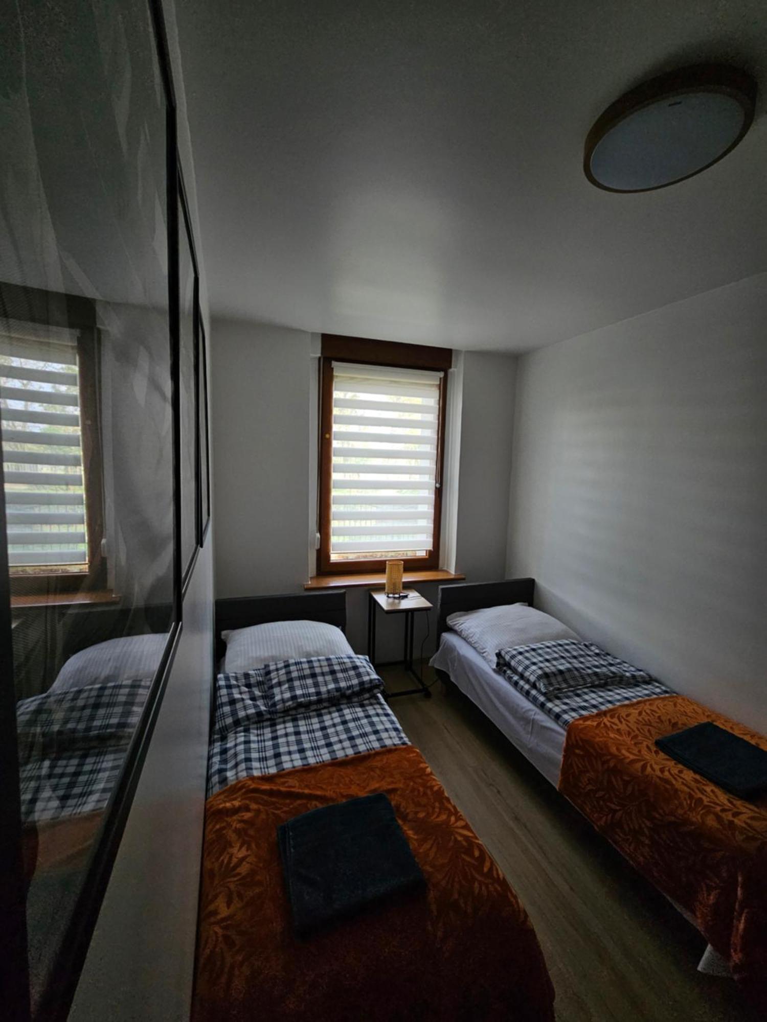 Apartament Radiostacja III Z Ogrodkiem, Parking Free Gliwice Exteriör bild