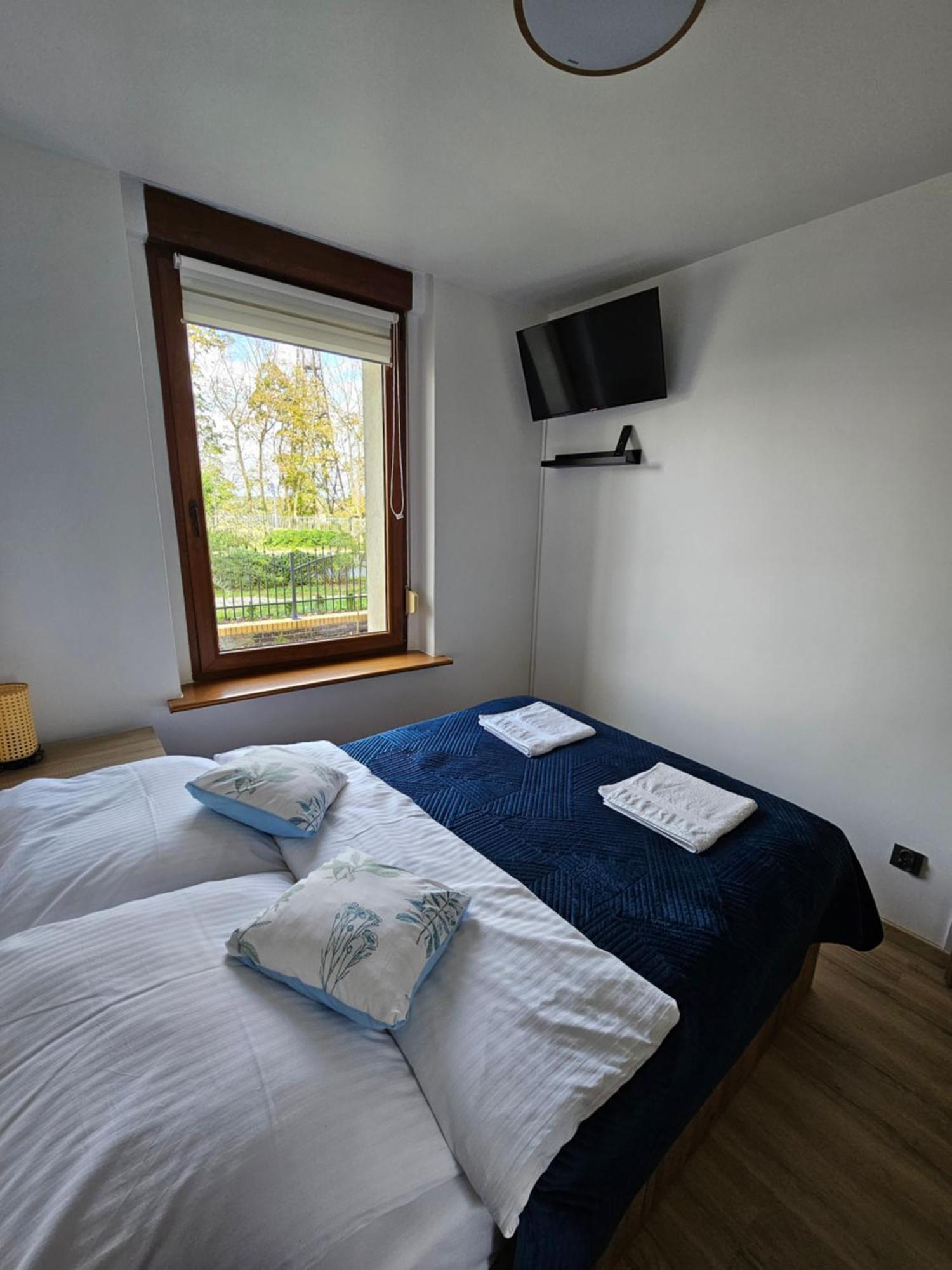 Apartament Radiostacja III Z Ogrodkiem, Parking Free Gliwice Exteriör bild